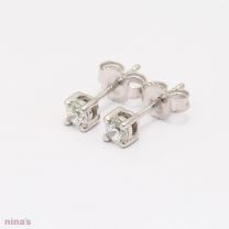 0.20 Carat White Diamond Stud Earrings
