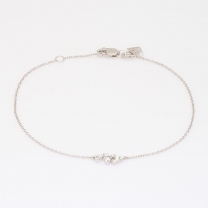 Carousel white diamond cluster bracelet