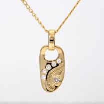Rainbow Dreaming champagne diamond necklace