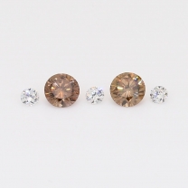 0.32 Total carat parcel of round-cut champagne and white diamonds