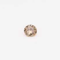 0.18 Carat round-cut champagne diamond