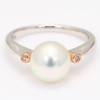 Frost white South Sea pearl and Argyle light pink champagne diamond ring