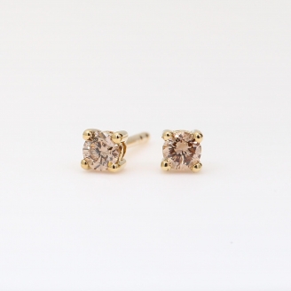 Sparkling 0.20ct champagne diamond stud earrings