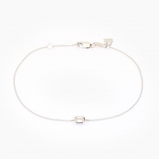 Sparkling emerald-cut white diamond bracelet