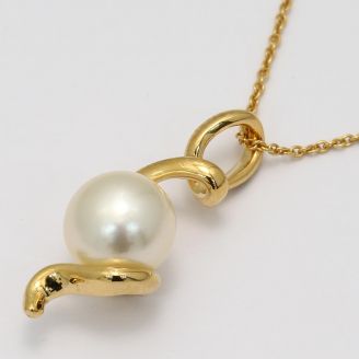 Anemone White South Sea Pearl Spiral Pendant