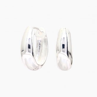 Annalise 16mm oval huggie earrings