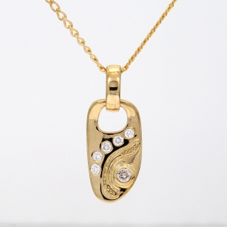 Rainbow Dreaming champagne diamond necklace