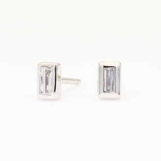 Elixer baguette-cut white diamond stud earrings