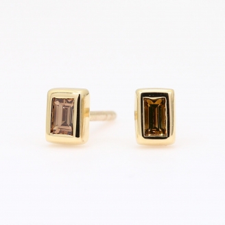 Elixer baguette-cut champagne diamond stud earrings