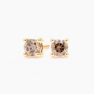 Sparkling 0.50 carat champagne diamond stud earrings