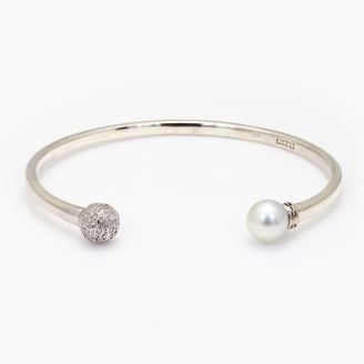Hamelin quandong and white South Sea pearl cuff bracelet