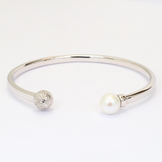 NXT Hamelin quandong and white freshwater pearl cuff bracelet