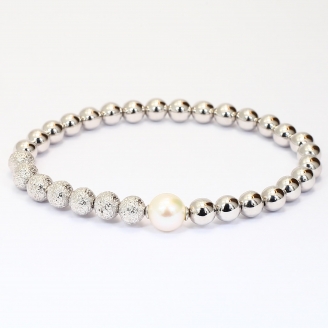 NXT Yellabinna quandong and white pearl bracelet