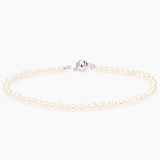 Sandi oval freshwater white pearl bracelet