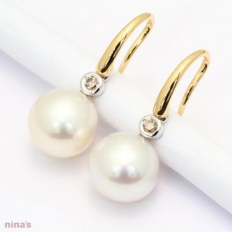 Collier white South Sea pearl and champagne diamond earrings