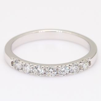 Jazz seven-stone white diamond ring