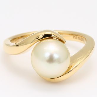 Ripple white South Sea pearl ring